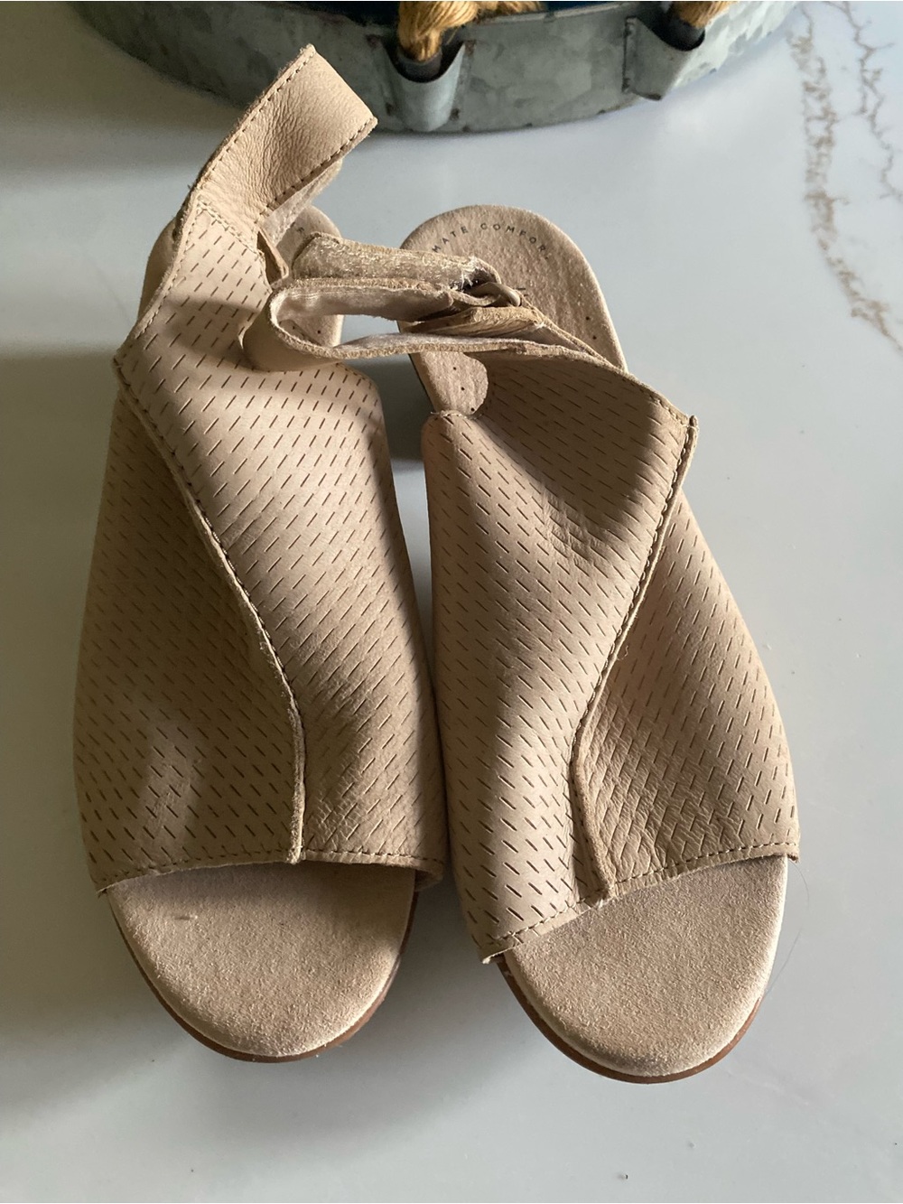 Clarks Slingback Sandals Neutral Comfort size 8